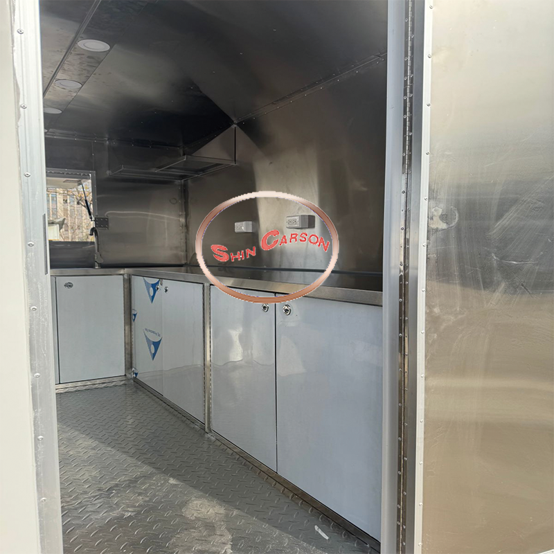 Commercial Mobile Food Vending - огляд і ціна Commercial Kitchen Interior